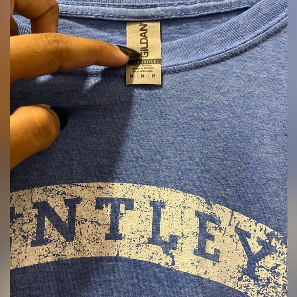 Bentley University t shirt men’s medium - Picture 2 of 3